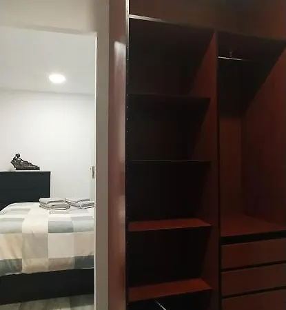 Terra Denis דירה *